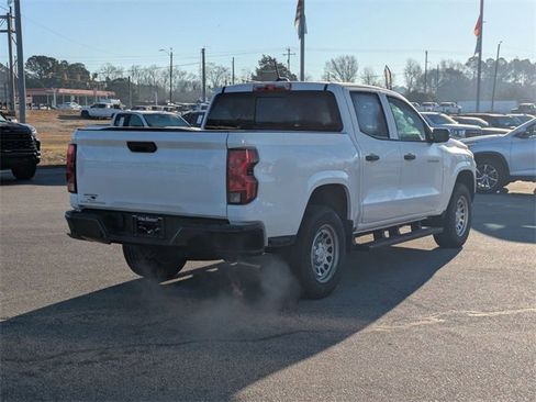New 2026 Chevrolet Colorado W/T image 3
