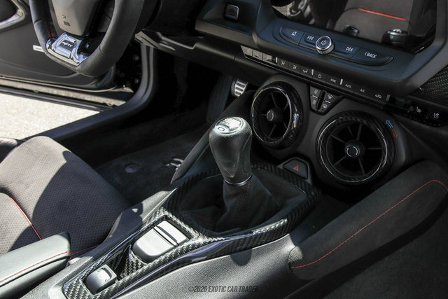 Used 2017 Chevrolet Camaro ZL1 RWD image 28