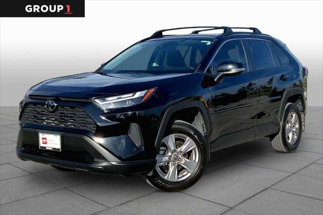 Certified 2025 Toyota RAV4 XLE w/ Convenience Package FWD image 1