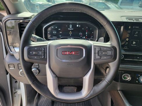 Used 2023 GMC Sierra 1500 SLT w/ SLT Premium Package AWD/4WD image 18