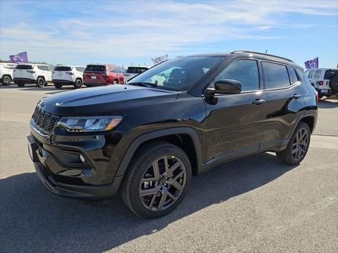 New 2026 Jeep Compass Latitude AWD/4WD image 31