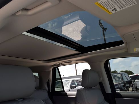 New 2026 Ford Expedition Max Active RWD image 25