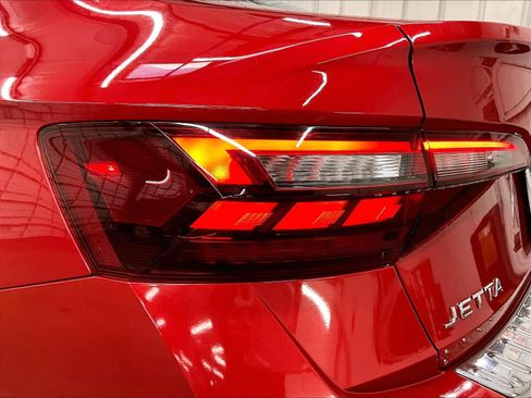 Used 2023 Volkswagen Jetta SEL image 32