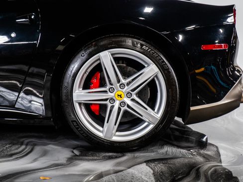 Used 2014 Ferrari F12 Berlinetta Coupe 2D image 19