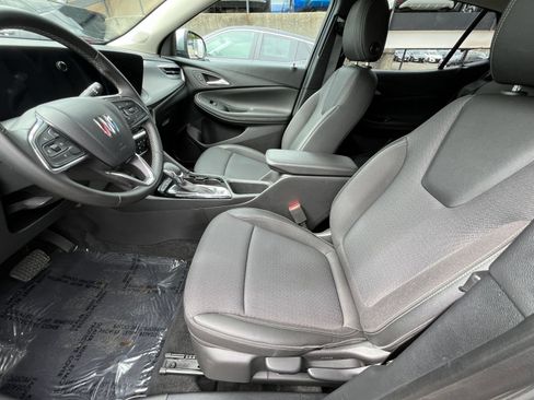 Used 2025 Buick Encore GX Preferred FWD image 28