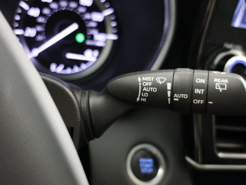 Used 2021 Toyota Highlander Platinum image 29