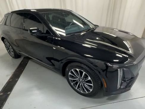 Certified 2024 Cadillac Lyriq Sport AWD/4WD image 2