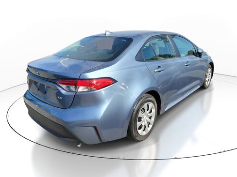 Used 2024 Toyota Corolla LE FWD image 6