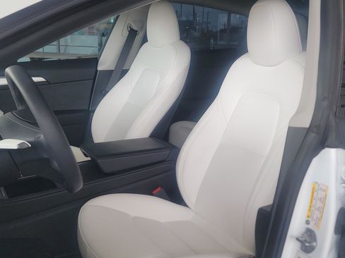 Used 2023 Tesla Model 3 Performance AWD/4WD image 10