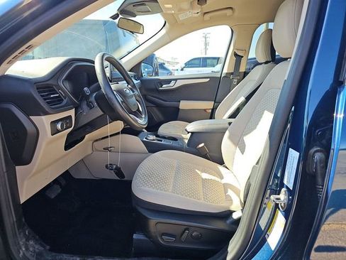 Used 2020 Ford Escape SE AWD/4WD image 3
