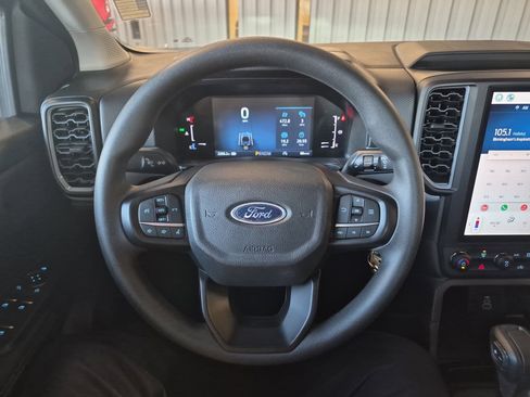 Used 2024 Ford Ranger XL image 27