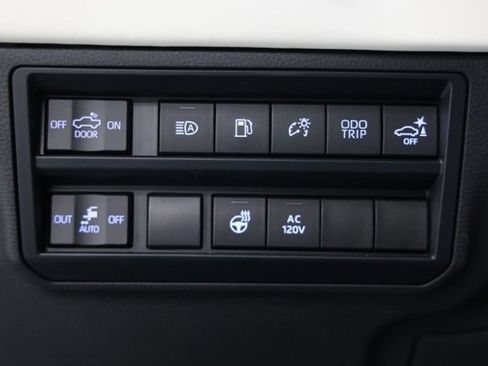 Used 2023 Toyota Tundra Capstone AWD/4WD image 26