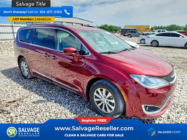Used 2018 Chrysler Pacifica Touring-L FWD image 5