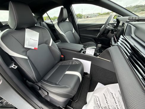 Certified 2026 Toyota Camry SE w/ Convenience Package FWD image 25