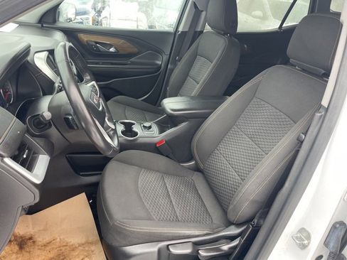 Used 2020 GMC Terrain SLE w/ LPO, Floor Liner Package image 12