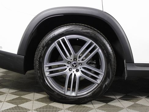 Certified 2024 Mercedes-Benz GLS 450 4MATIC image 37