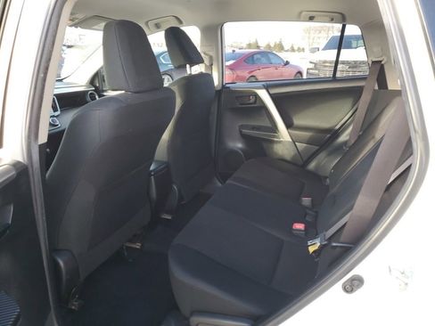Used 2015 Toyota RAV4 LE image 23