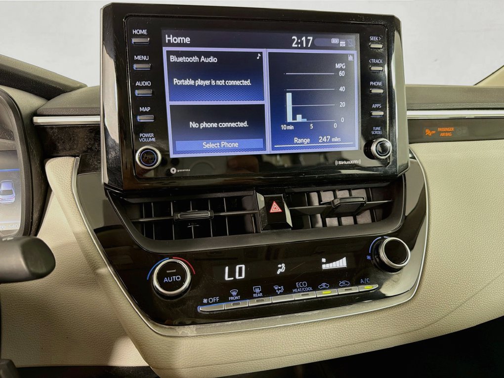 Used 2022 Toyota Corolla LE FWD image 19