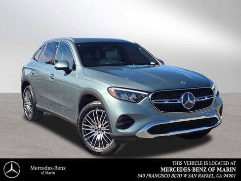 Used 2026 Mercedes-Benz GLC 300 image 1