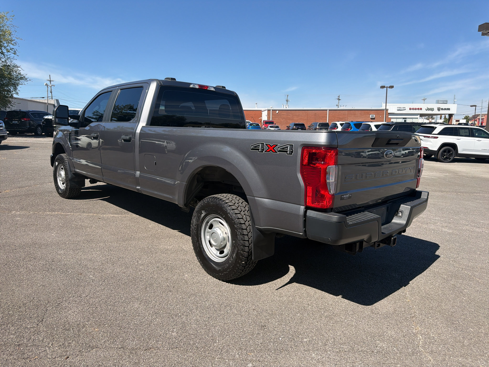 Used 2022 Ford F250 XL w/ Power Equipment Group AWD/4WD image 7
