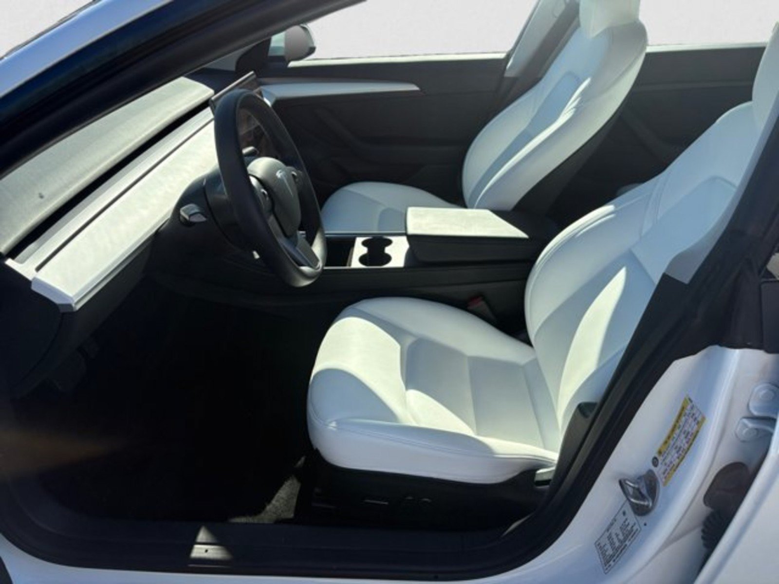 Used 2023 Tesla Model 3 Standard Range RWD image 10