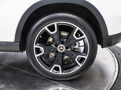 Used 2020 Mercedes-Benz GLA 250 image 10