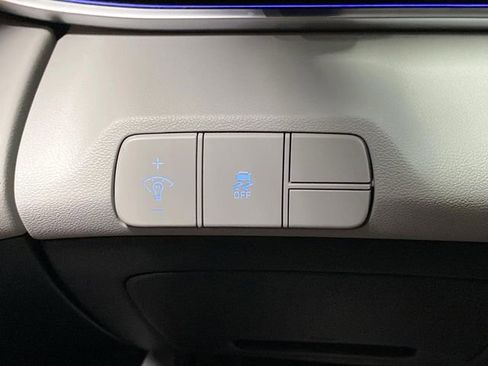 New 2026 Hyundai Elantra Limited image 26