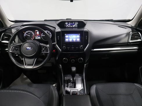 Used 2021 Subaru Forester Premium image 17