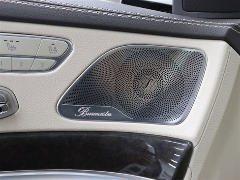 Used 2020 Mercedes-Benz S 560 4MATIC Sedan image 39