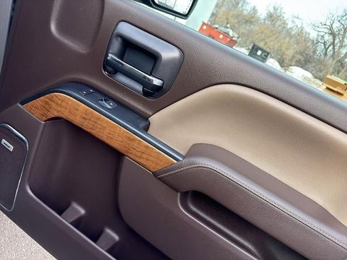 Used 2017 Chevrolet Silverado 1500 LTZ w/ Sport Package image 15