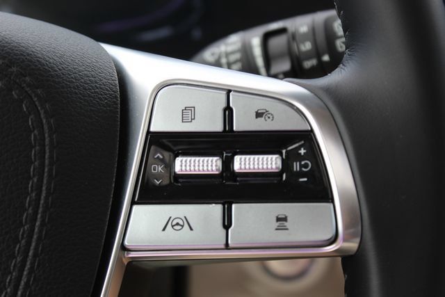 Used 2024 Kia Telluride S w/ S Sunroof Package FWD image 17