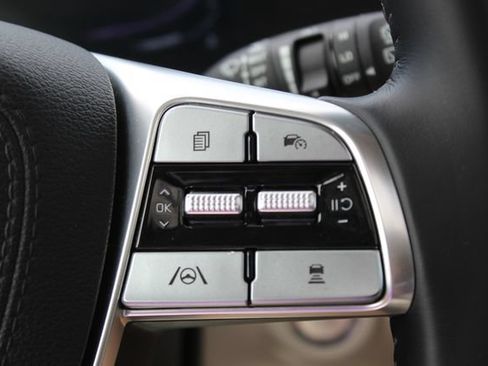 Used 2024 Kia Telluride S w/ S Sunroof Package FWD image 17