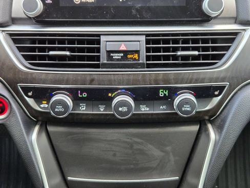 Used 2019 Honda Accord EX image 15