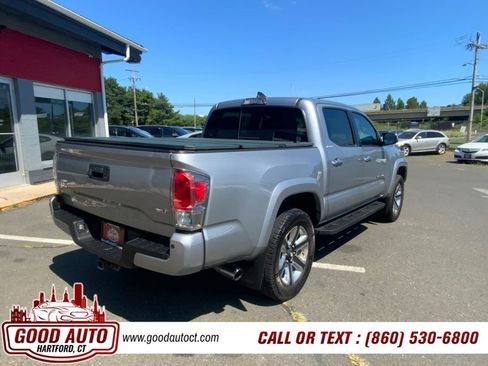 Used 2017 Toyota Tacoma Limited w/ Tow Package AWD/4WD image 17