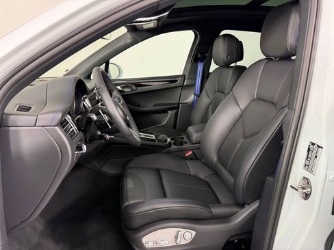 New 2026 Porsche Macan S image 5