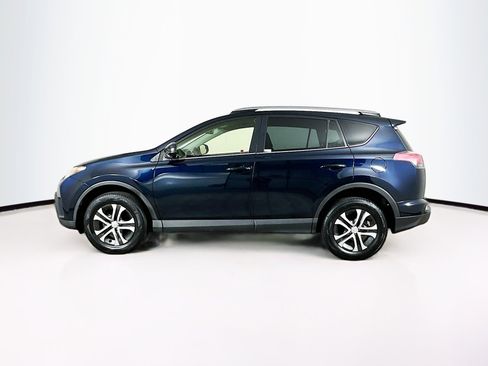 Used 2018 Toyota RAV4 LE image 4