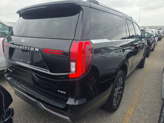 Used 2025 Ford Expedition Max Platinum AWD/4WD image 5