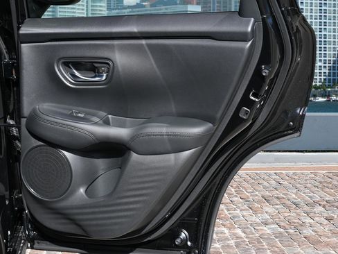 New 2027 Honda HR-V LX image 13