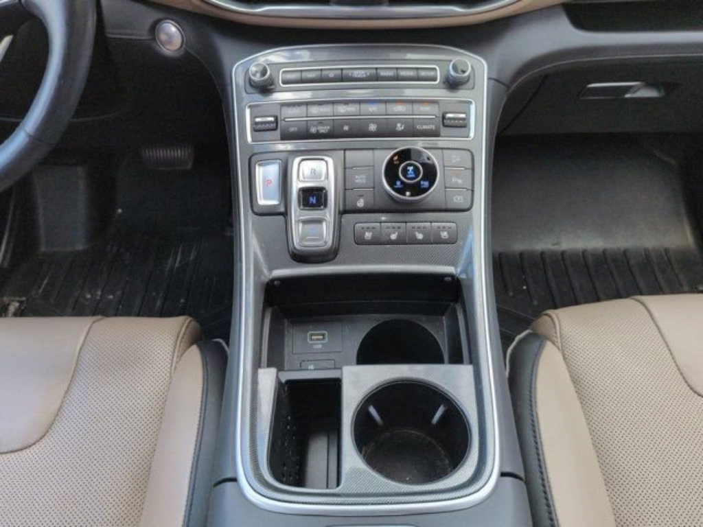 Used 2023 Hyundai Santa Fe Limited w/ Cargo Package AWD/4WD image 17