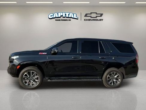 Used 2022 Chevrolet Tahoe Z71 w/ Luxury Package image 2