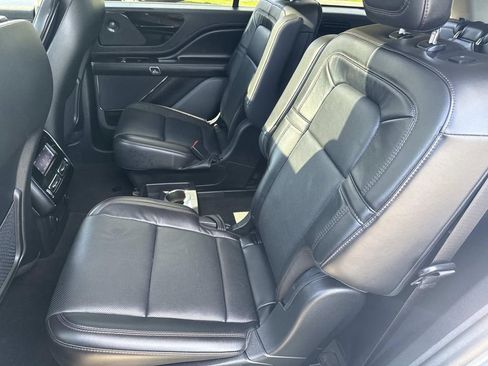 Used 2024 Lincoln Aviator Reserve w/ Elements Package Plus AWD/4WD image 15