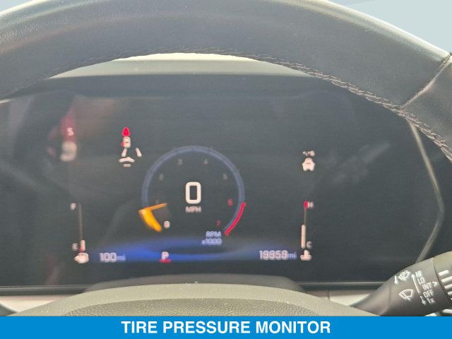 Used 2024 Chevrolet Trax LT w/ Driver Confidence Package FWD image 19