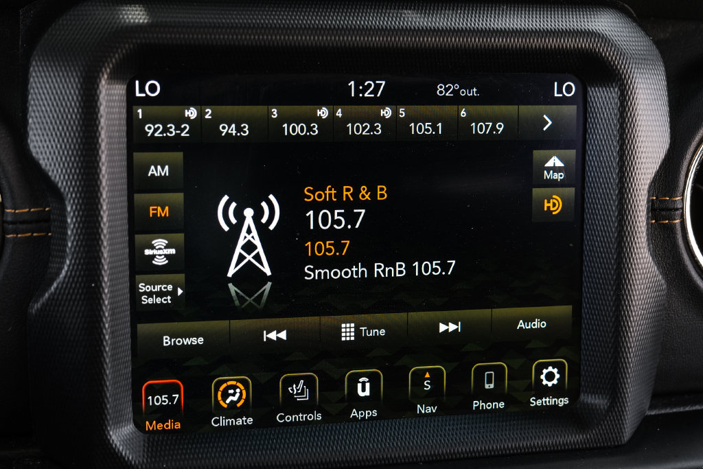 Used 2021 Jeep Wrangler Unlimited Sahara AWD/4WD image 41