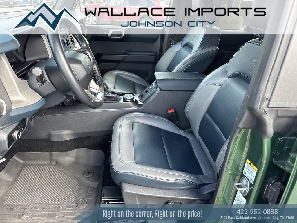 Used 2024 Ford Bronco Outer Banks AWD/4WD image 13