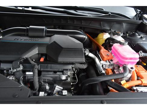 New 2025 Hyundai Tucson Limited image 9