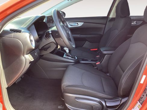 Used 2023 Kia Forte LXS FWD image 23