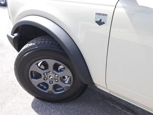 Certified 2025 Ford Bronco Big Bend AWD/4WD image 3