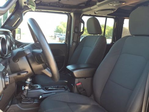 Used 2021 Jeep Wrangler Unlimited Sport AWD/4WD image 20