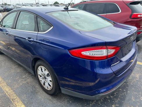 Used 2014 Ford Fusion S FWD image 10