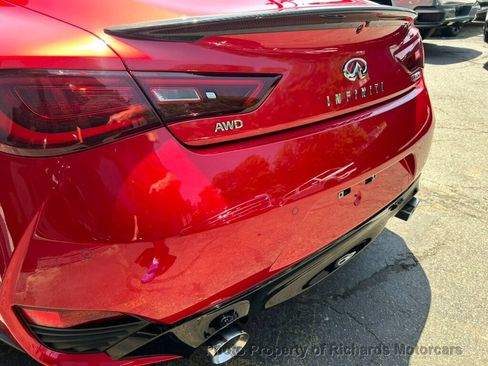 Used 2022 INFINITI Q60 Red Sport 400 AWD/4WD image 12